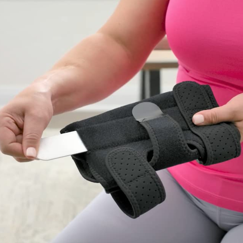 Abrazadera de codo cómoda y transpirable respaldada por metal